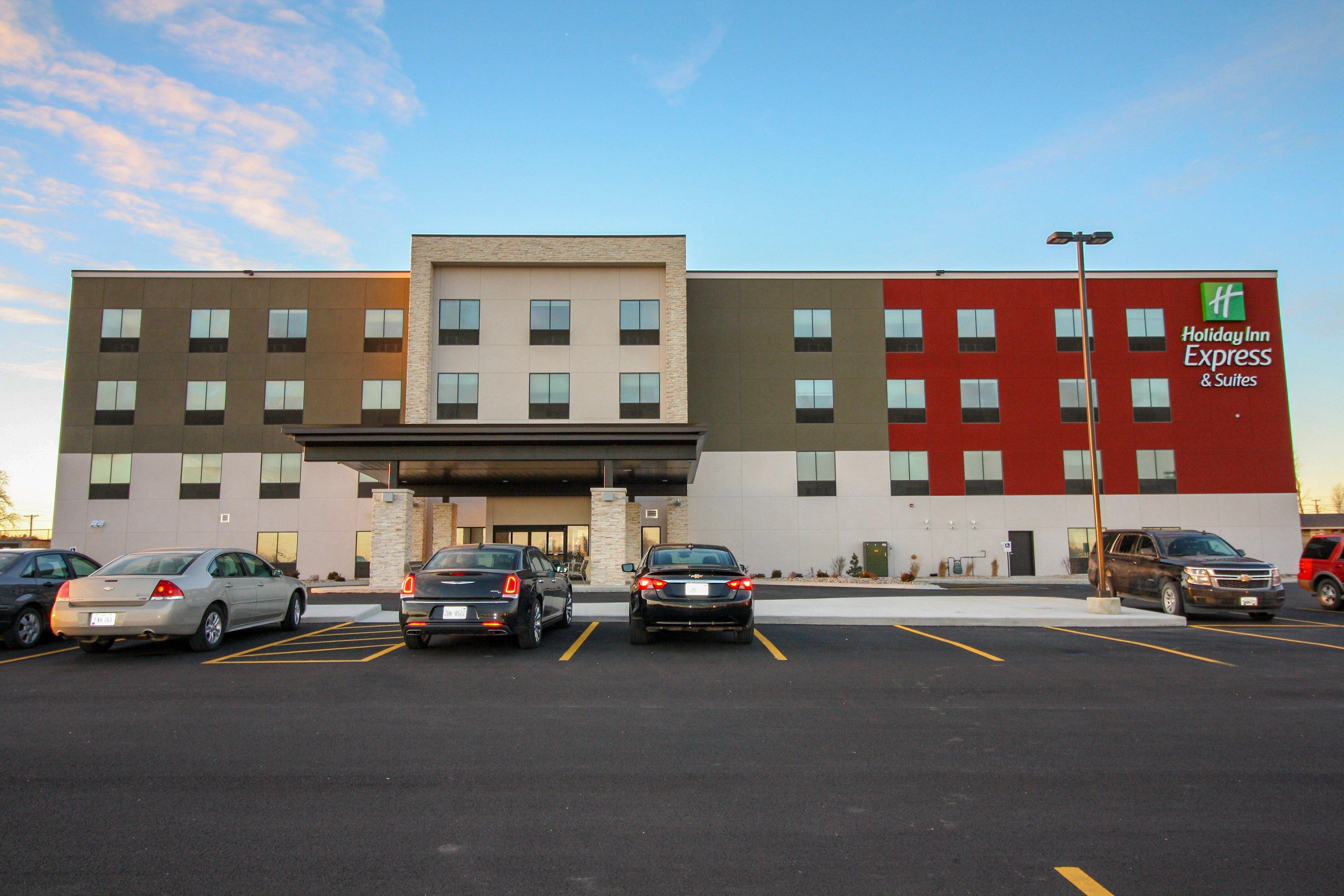 Holiday Inn Express & Suites - Kirksville - University Area By Ihg Экстерьер фото