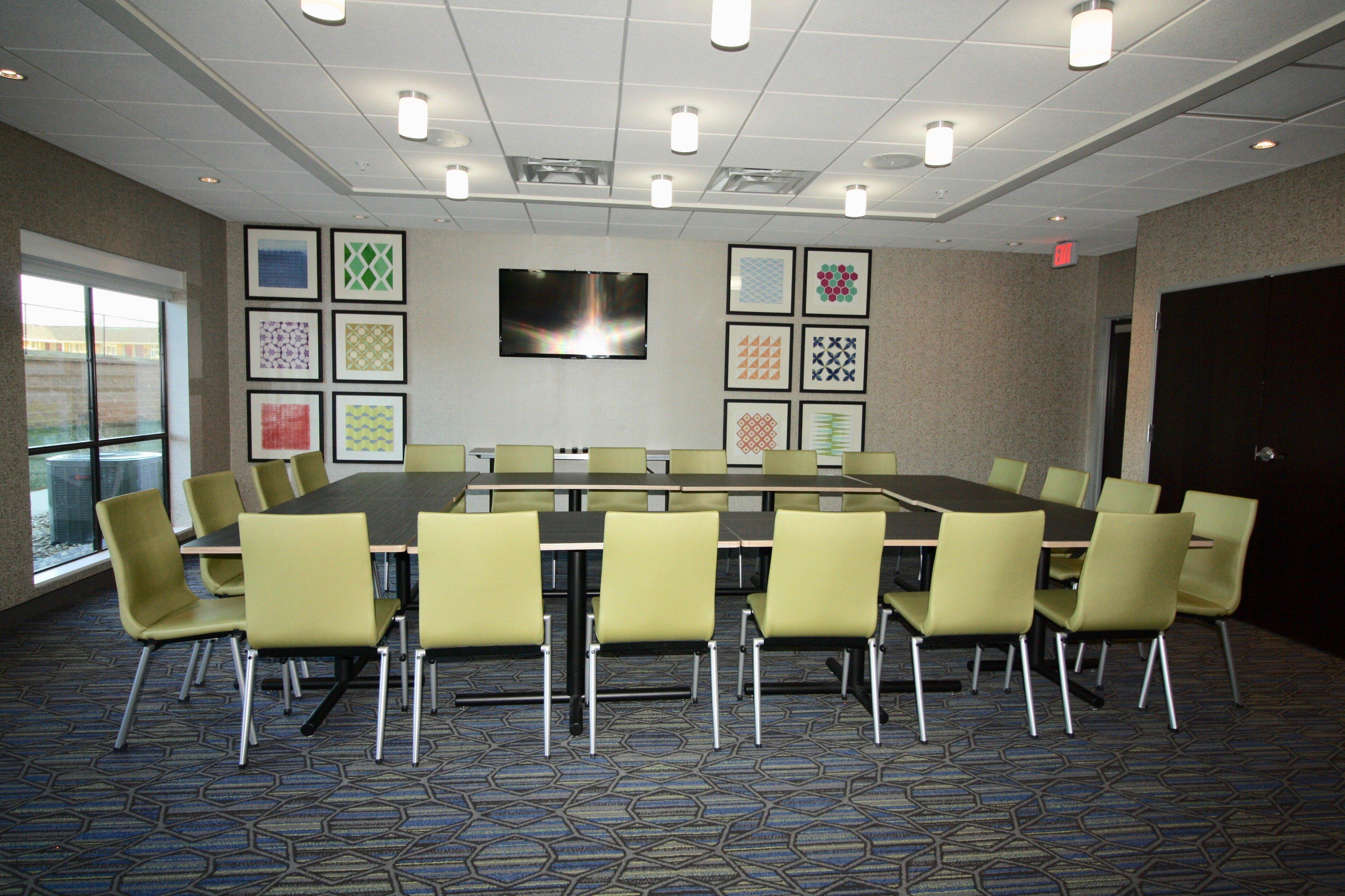 Holiday Inn Express & Suites - Kirksville - University Area By Ihg Экстерьер фото