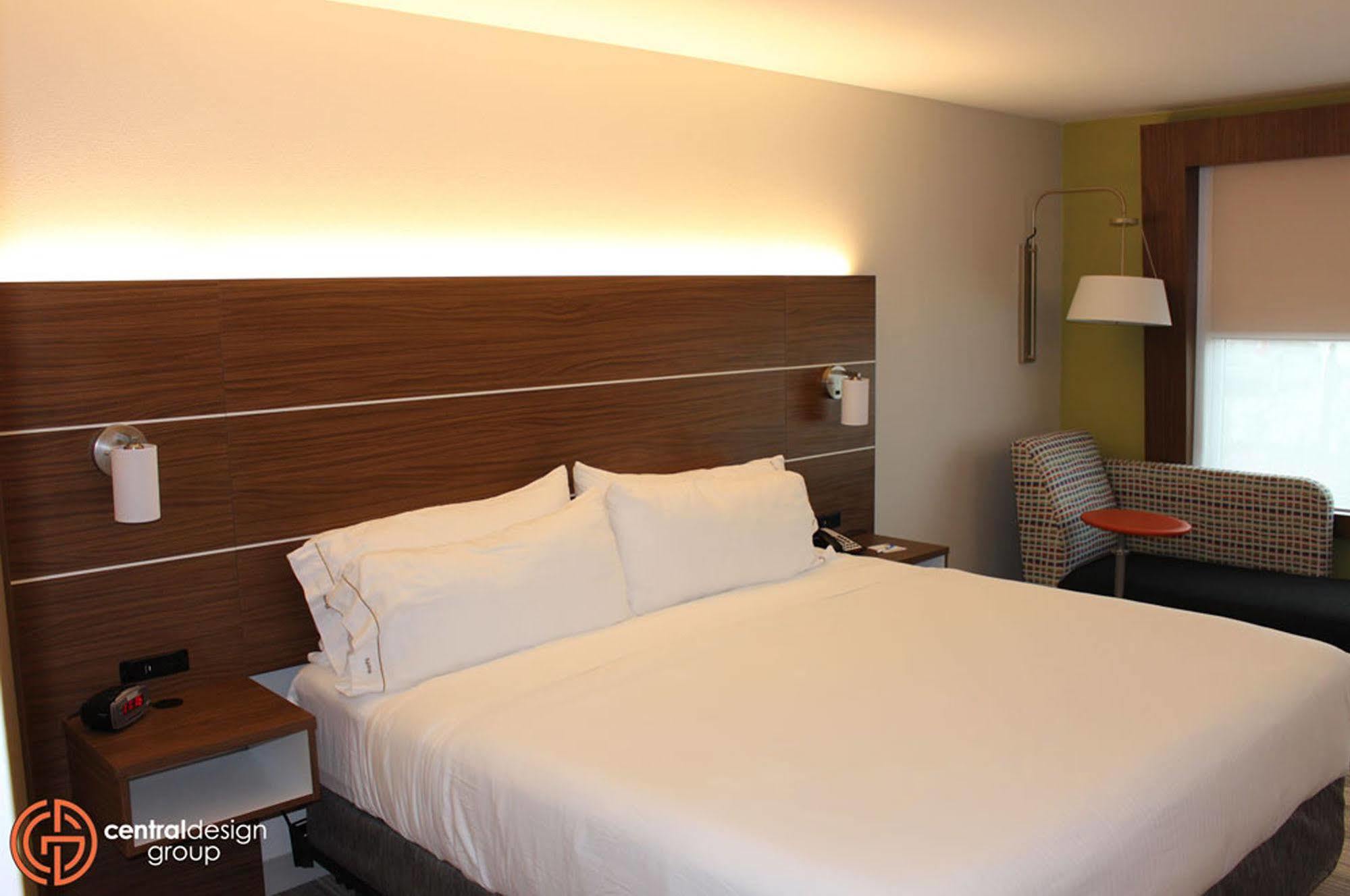 Holiday Inn Express & Suites - Kirksville - University Area By Ihg Экстерьер фото